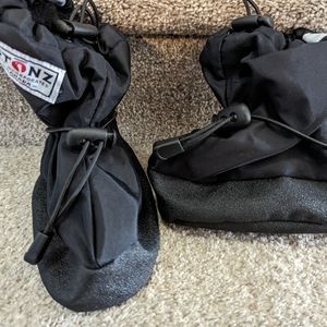 Stonz Booties